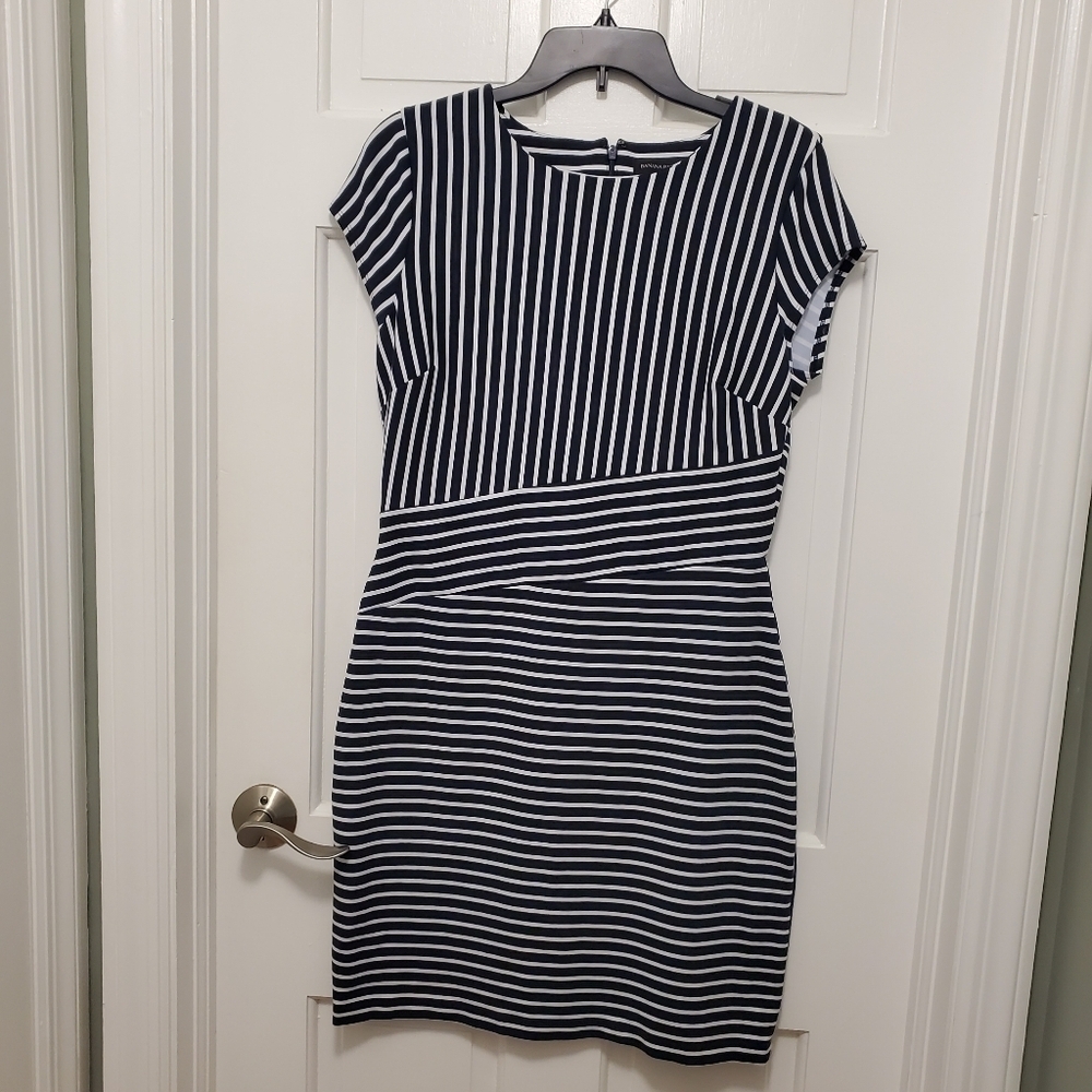 Banana Republic Striped Dress Size 12P, Business, Preppy